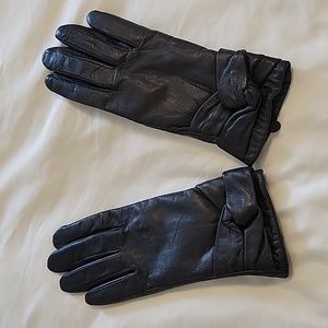 Warmen women's black leather gloves, fully lined, size Medium